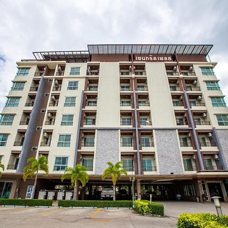 Central Place Serviced Apartment Чонбури Екстериор снимка